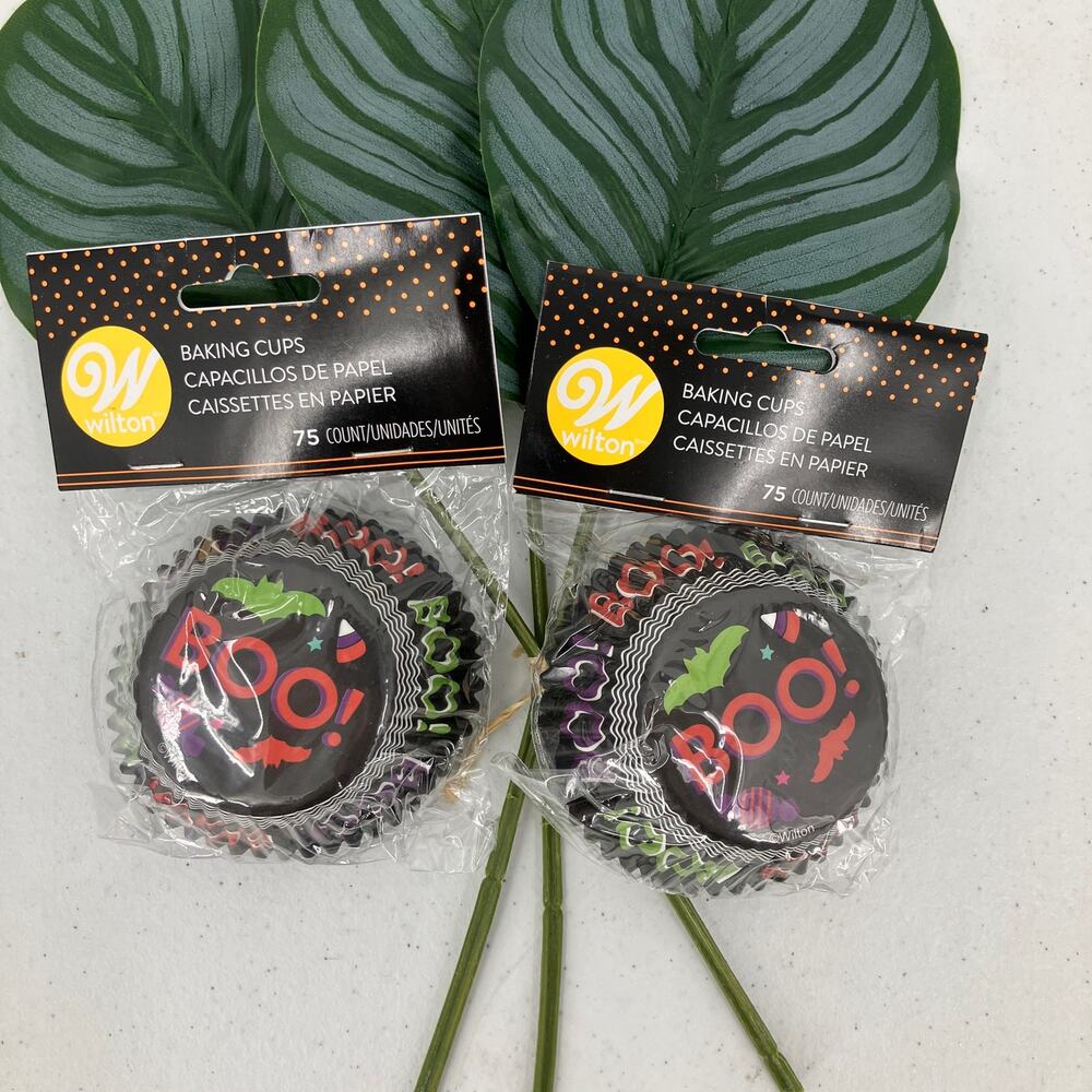 Wilton Black Orange Boo Bat Halloween Stripe Novelty Baking Cupcake Cups Liners